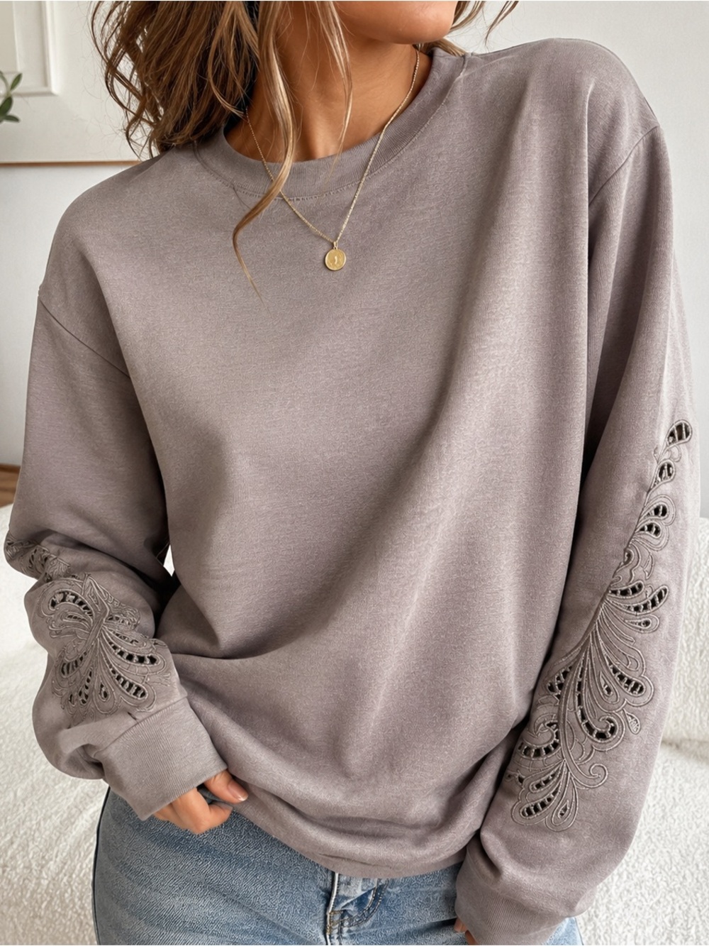 XS Elie Tahari Smokey Taupe Sweatshirt Embroidered Cutout Sleeves